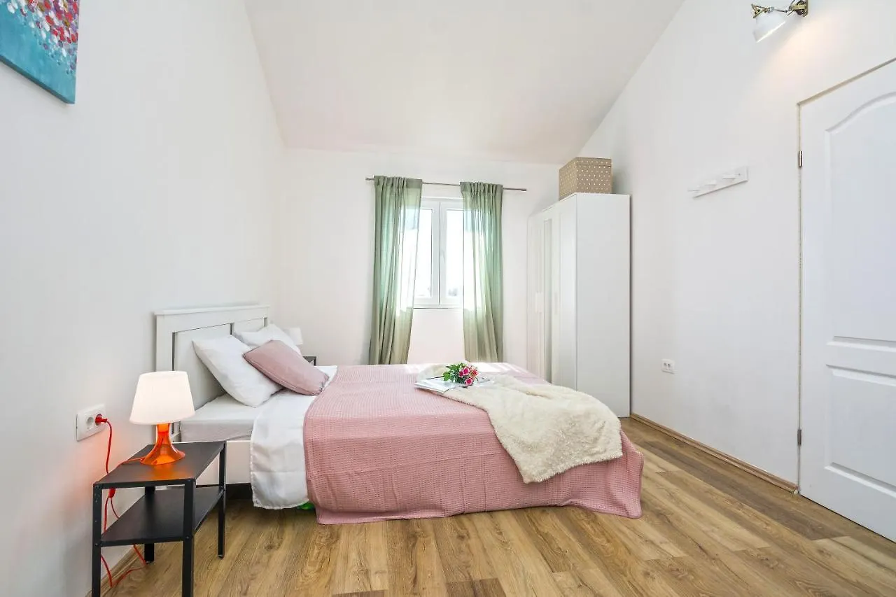 Holiday home Villa Dika Nin Croatia